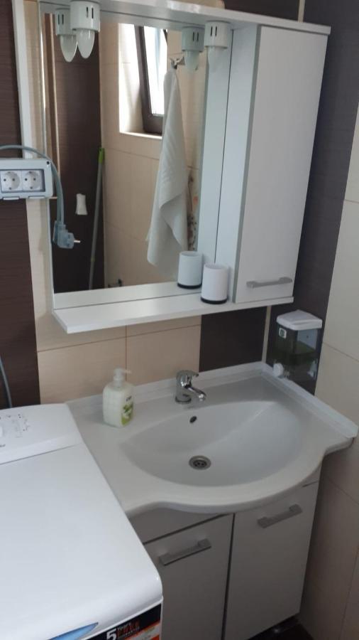 Apartament Lulu Mamaia Nord, 3 Minute De Plaja Năvodari Eksteriør billede