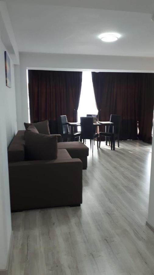 Apartament Lulu Mamaia Nord, 3 Minute De Plaja Năvodari Eksteriør billede