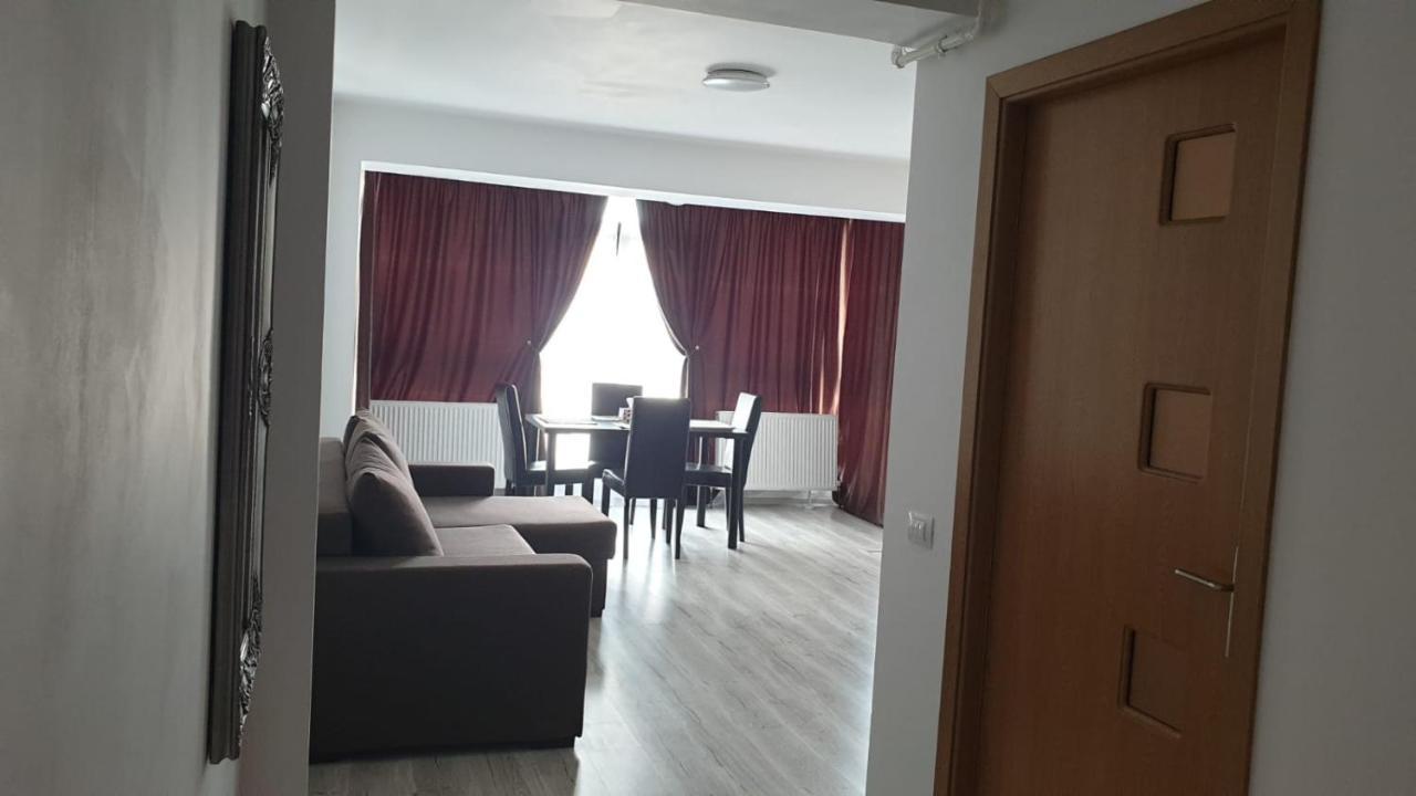 Apartament Lulu Mamaia Nord, 3 Minute De Plaja Năvodari Eksteriør billede